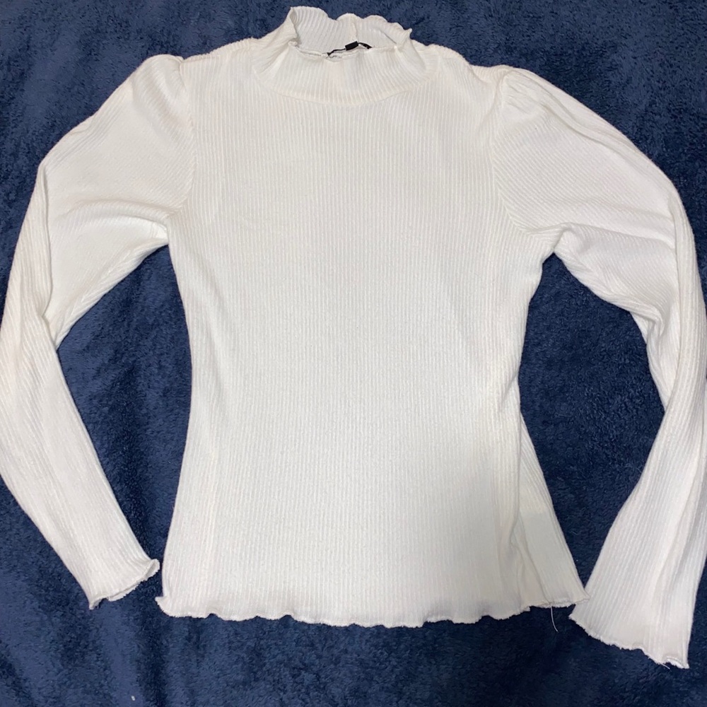 White thin long sleeve